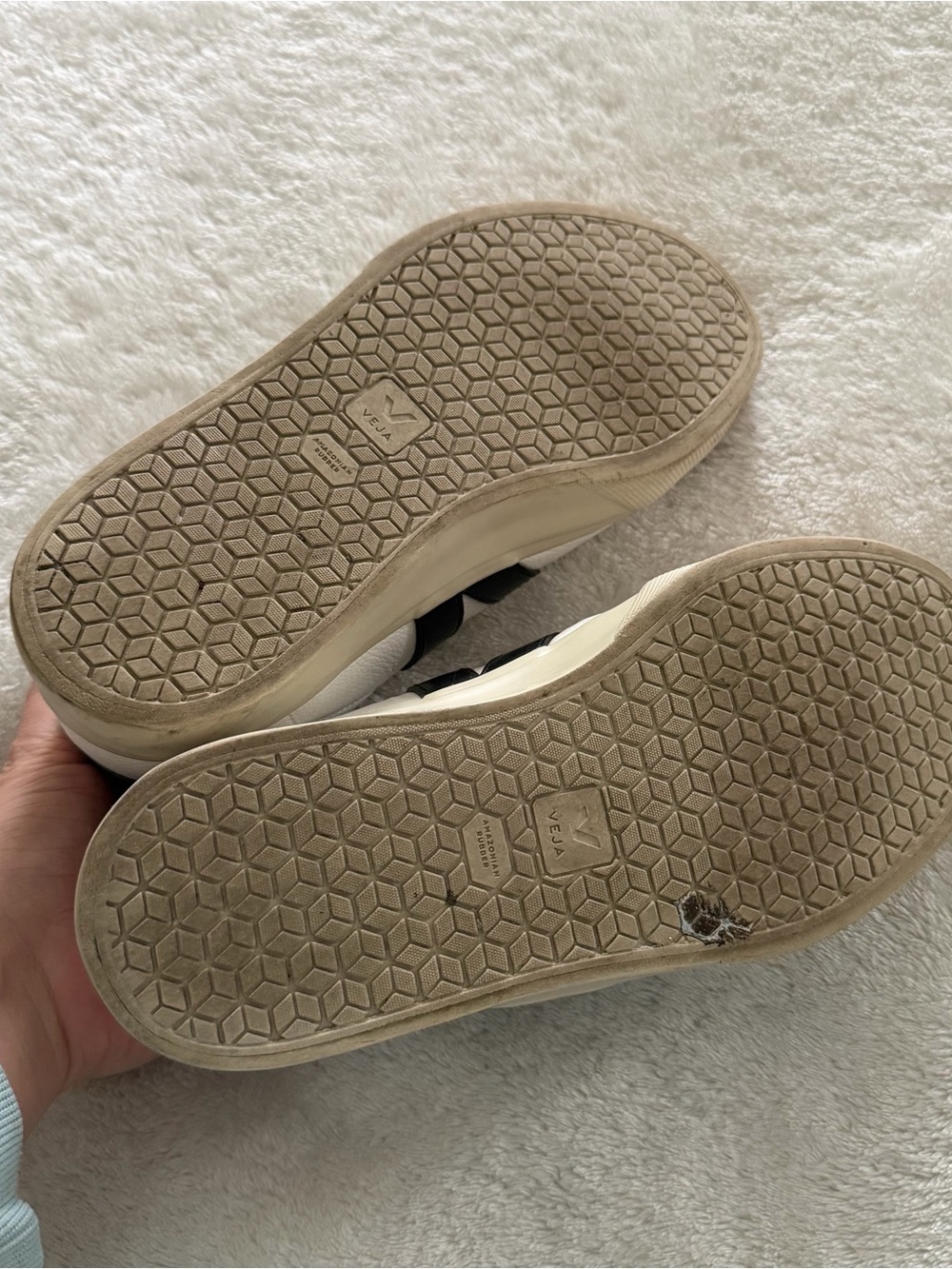 Veja White Sneakers with Black V Detail - Picture 7 of 8